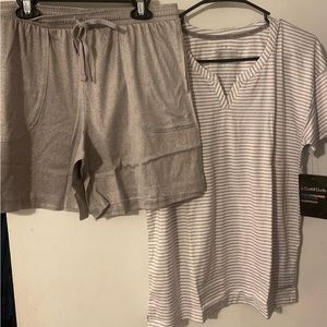NWT CUDDL DUDS women’s gray striped pajamas with cooling technology. Sz small